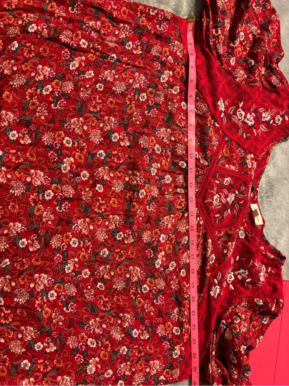 Women's Red Floral Lace Yoke Peasant Blouse - Picture 8 of 14